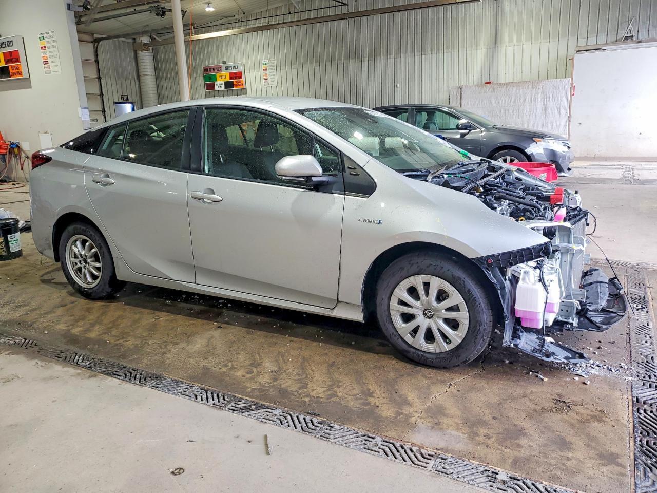 2022 TOYOTA PRIUS — фото 4