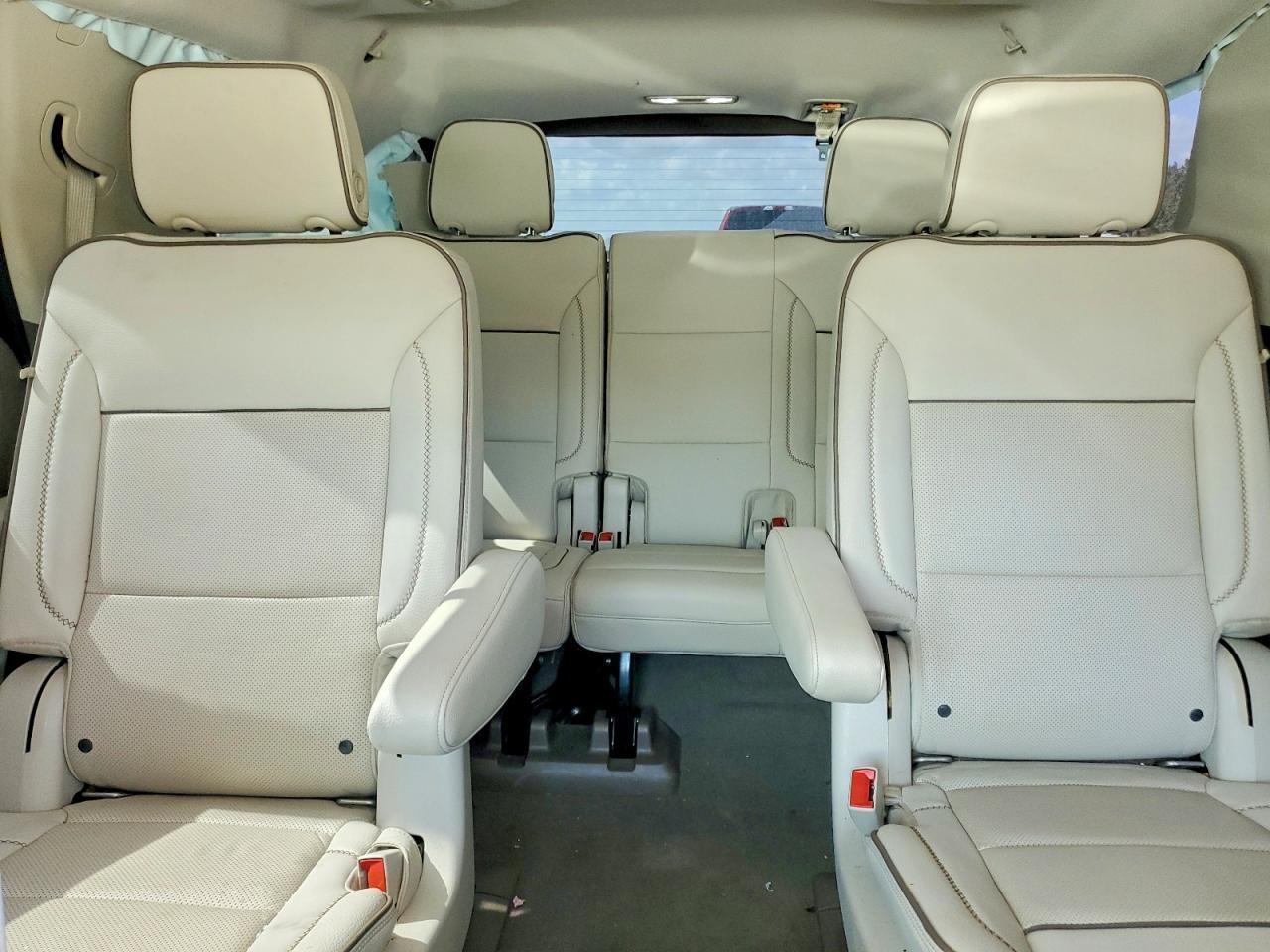 2021 GMC YUKON — фото 10