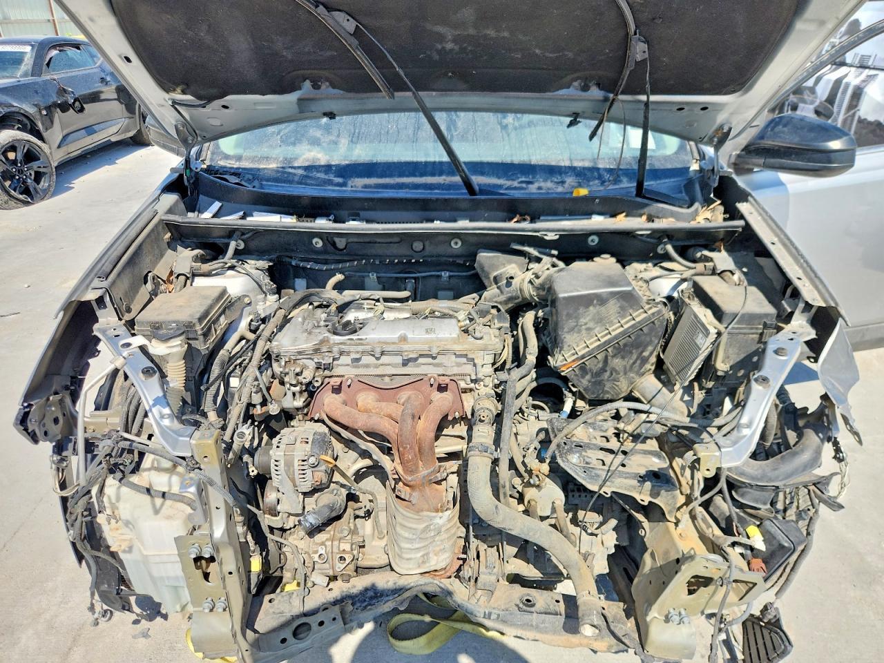 2017 TOYOTA RAV4 — фото 12