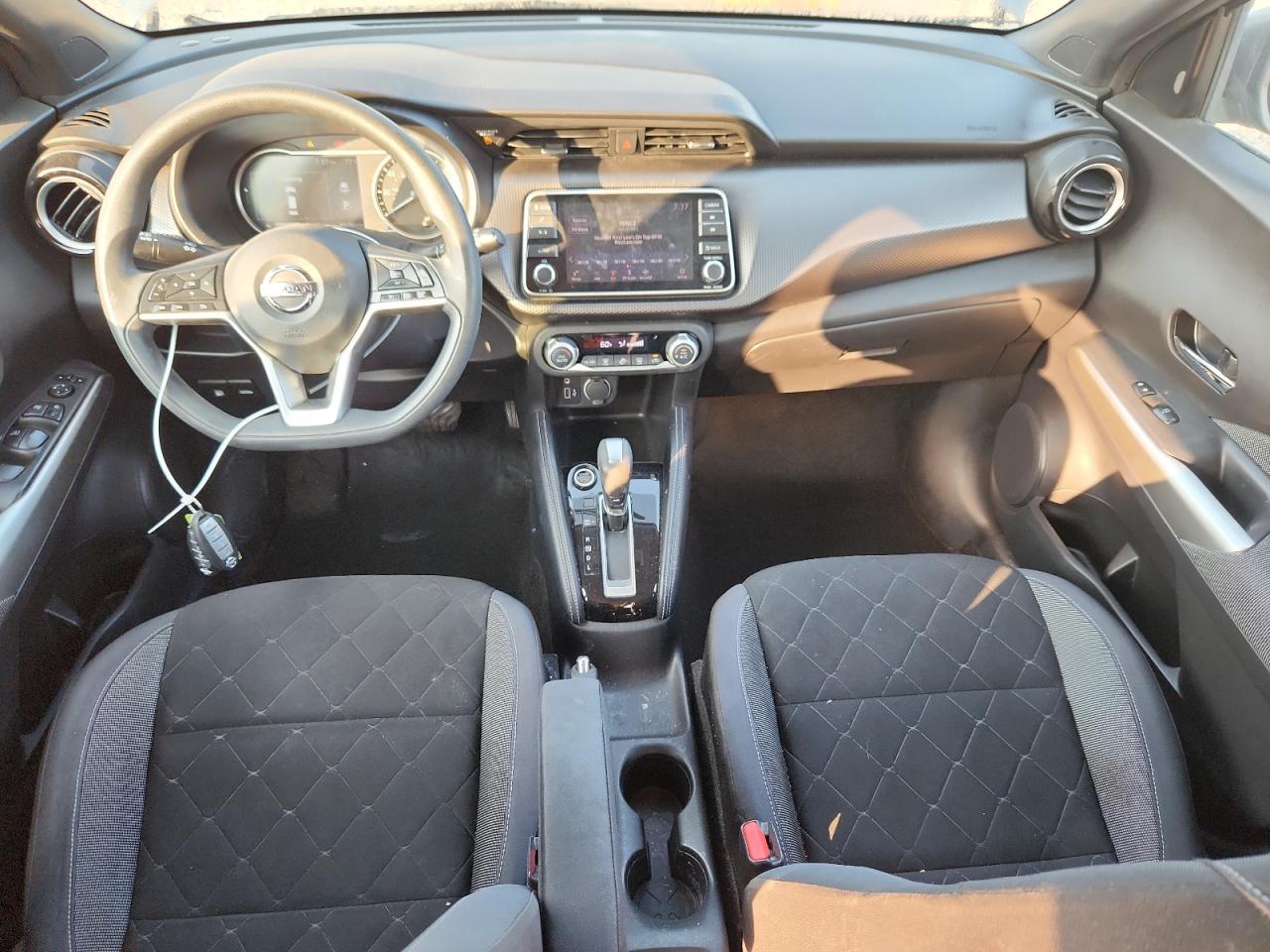 2019 NISSAN KICKS — фото 8