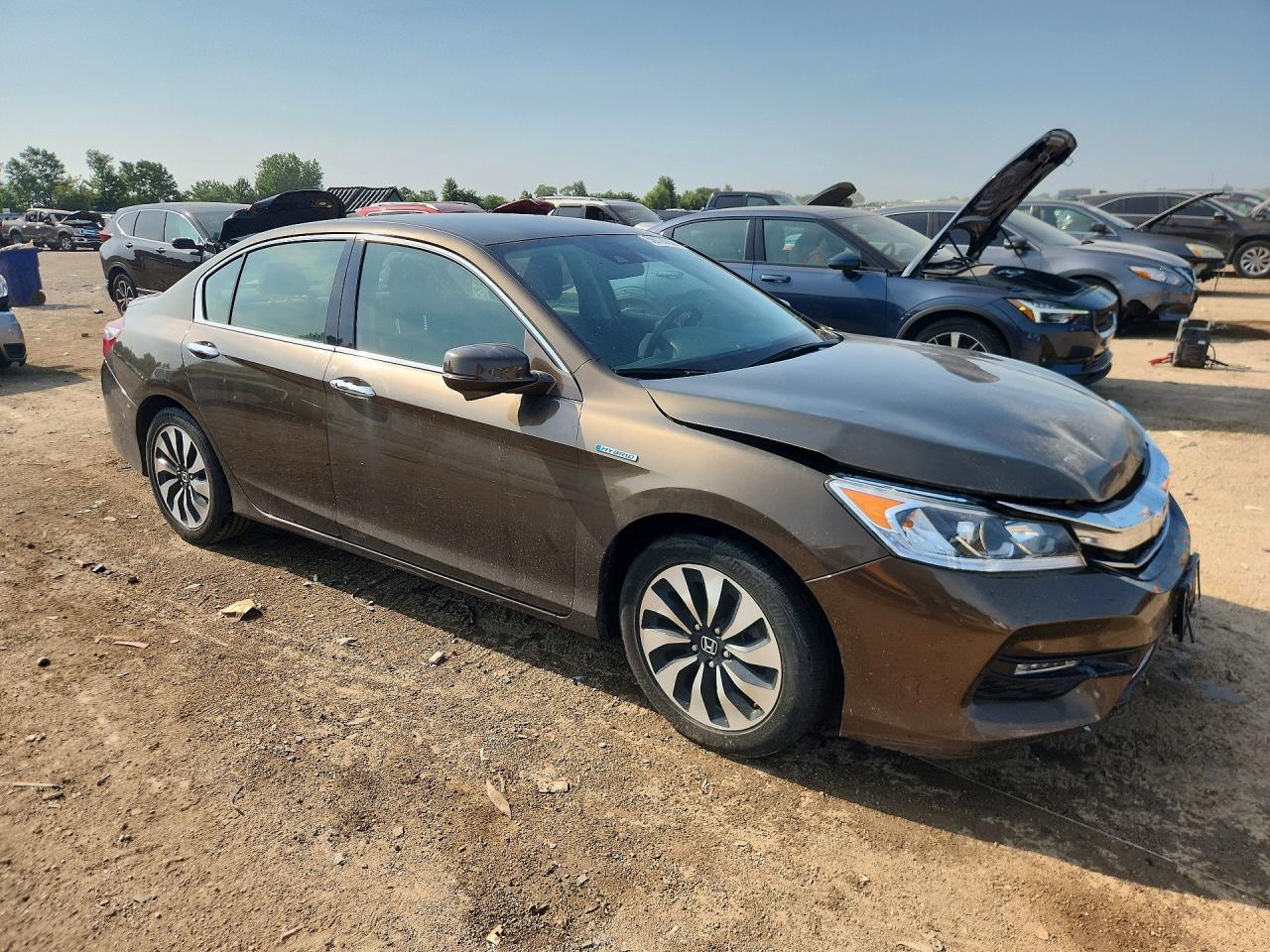 2017 HONDA ACCORD HYBRID — фото 4