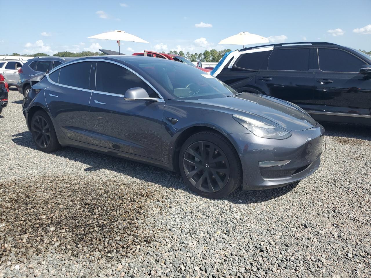2019 TESLA MODEL 3 — фото 4