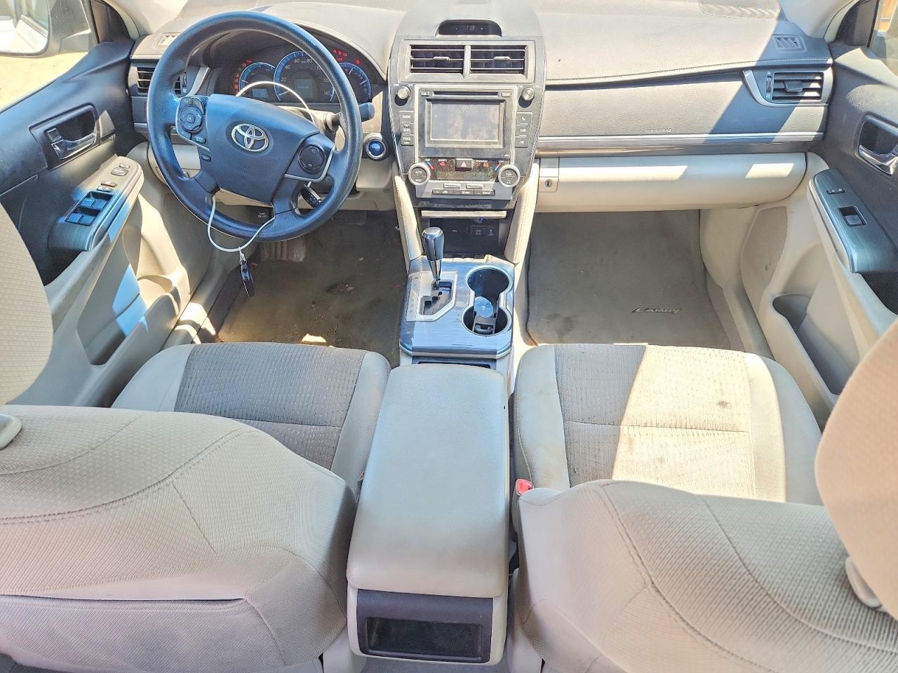 2013 TOYOTA CAMRY HYBRID — фото 8