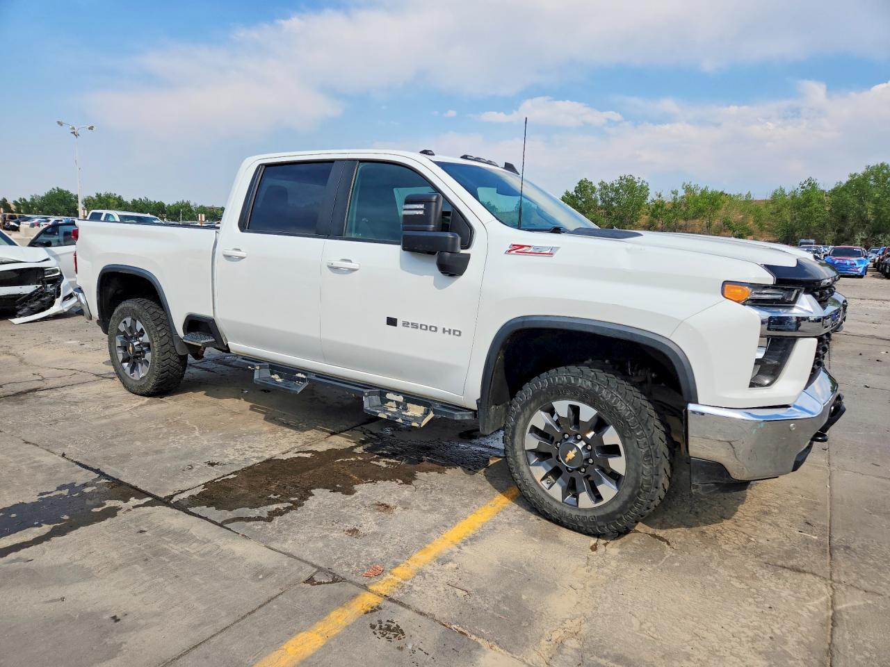 2021 CHEVROLET SILVERADO 2500 — фото 4
