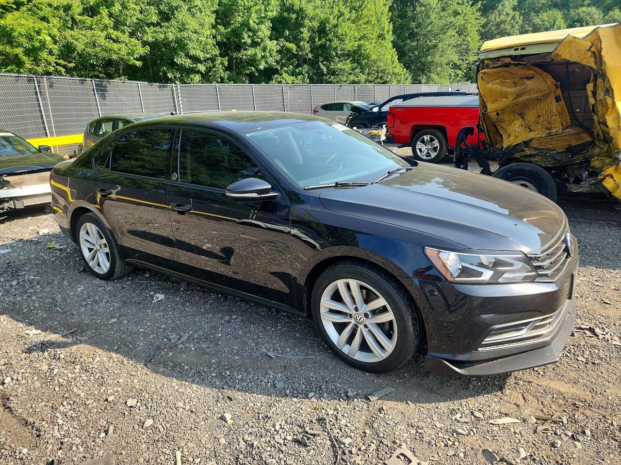 2019 VOLKSWAGEN PASSAT — фото 4