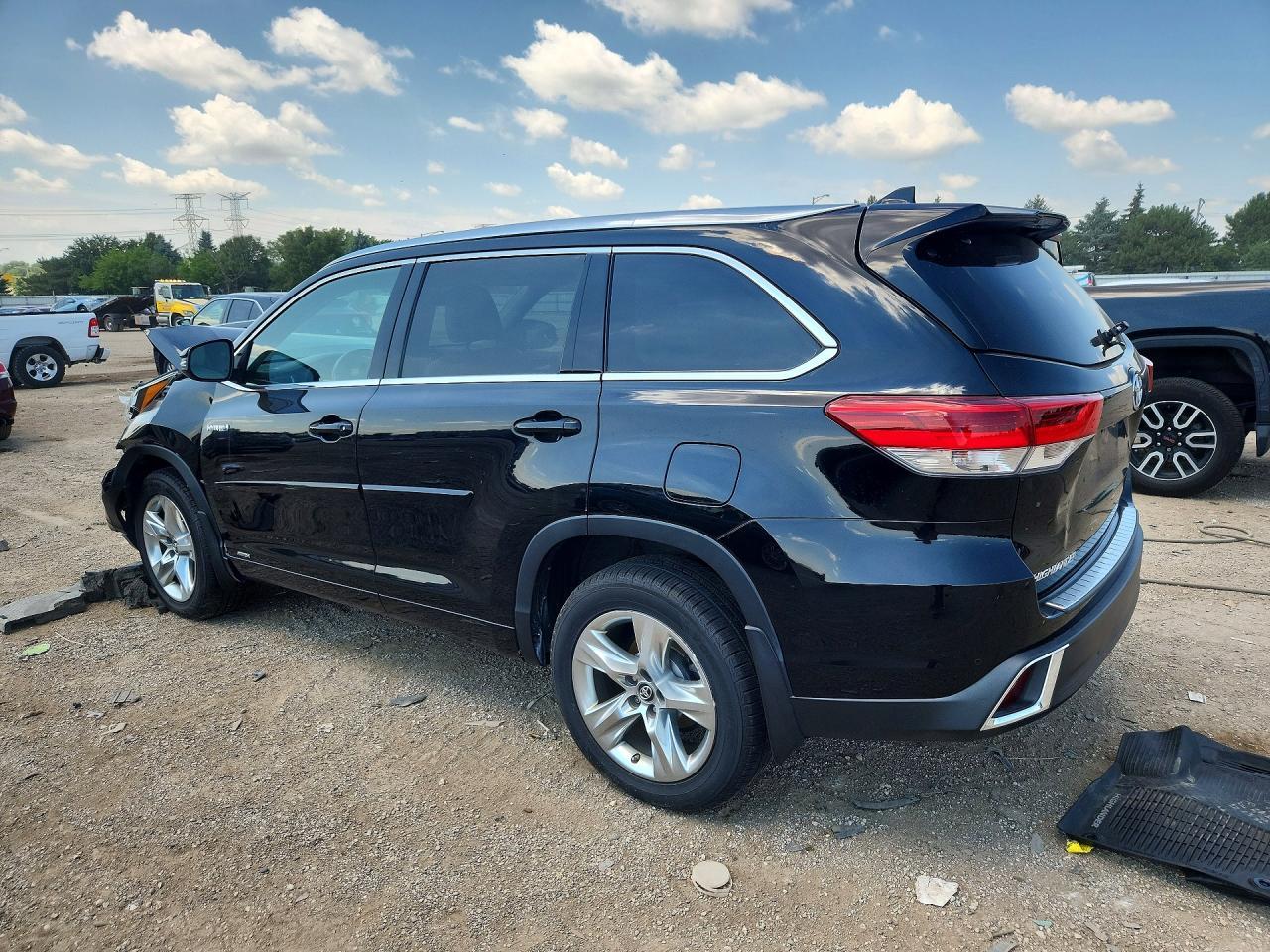 2017 TOYOTA HIGHLANDER HYBRID — фото 2
