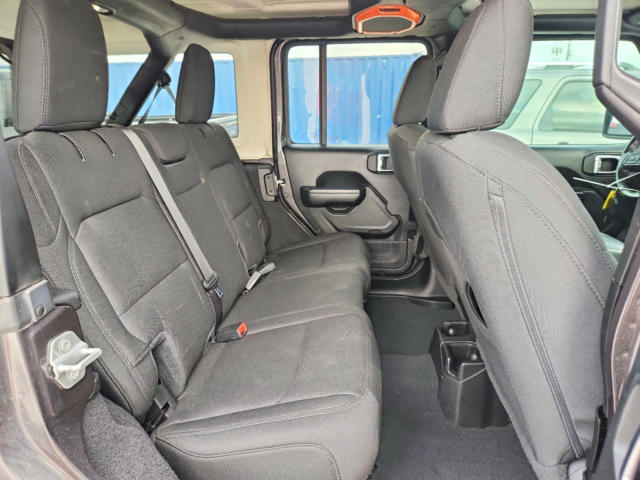 2020 JEEP WRANGLER — фото 10