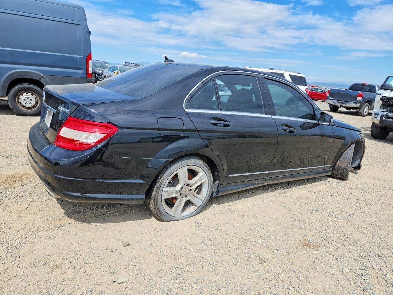 2010 MERCEDES-BENZ C-CLASS — фото 3