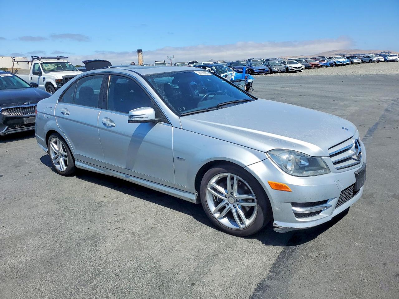 2012 MERCEDES-BENZ C-CLASS — фото 4