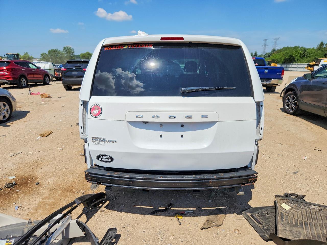 2020 DODGE GRAND CARAVAN — фото 6