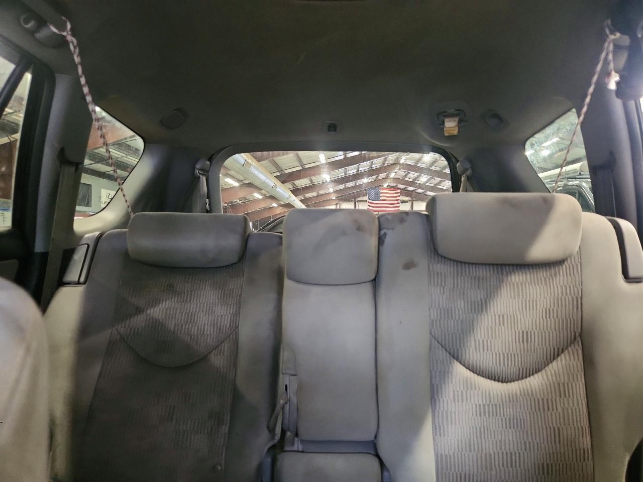 2010 TOYOTA RAV4 — фото 10
