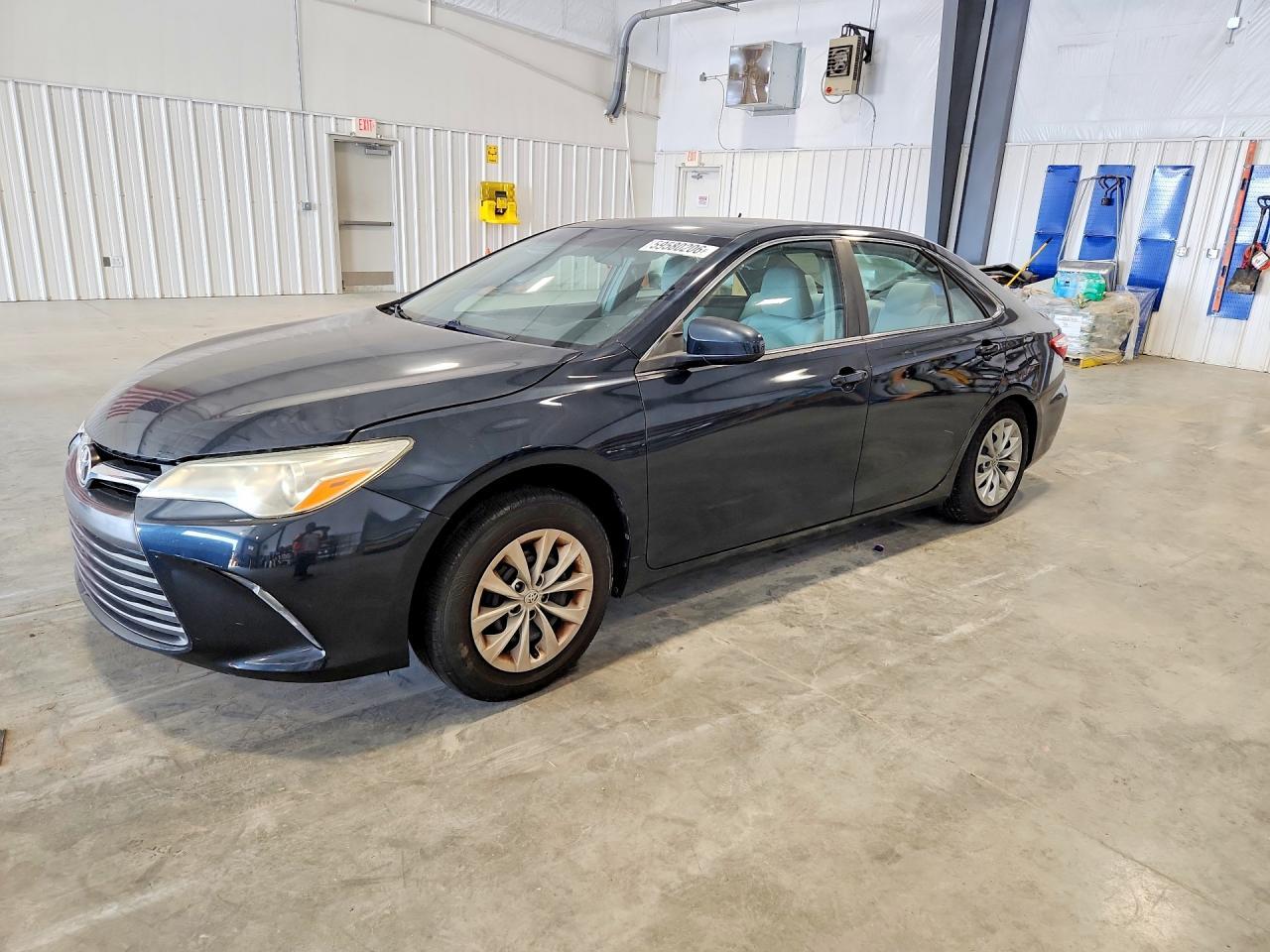 2016 TOYOTA CAMRY — фото 1