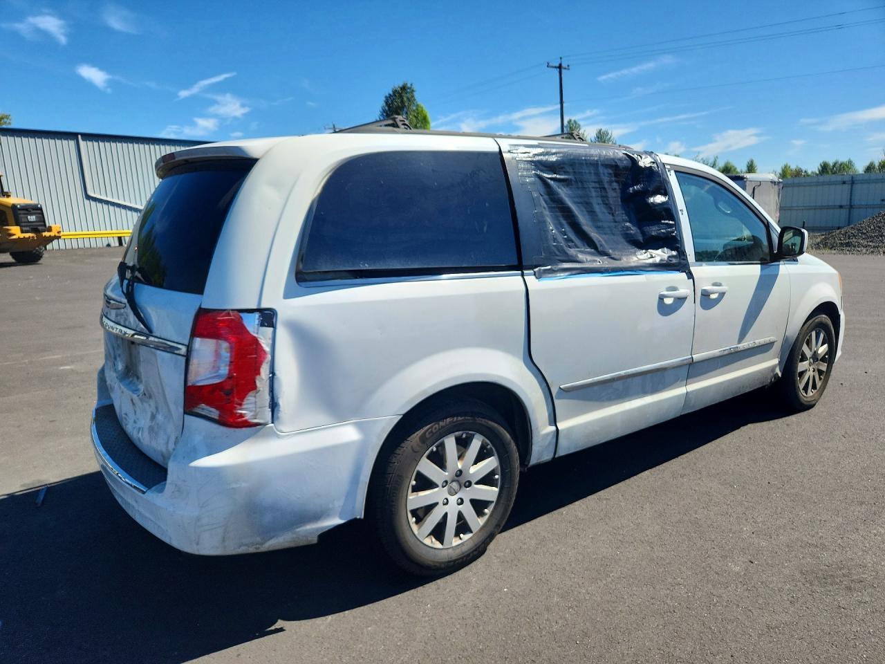2014 CHRYSLER TOWN & COUNTRY — фото 3