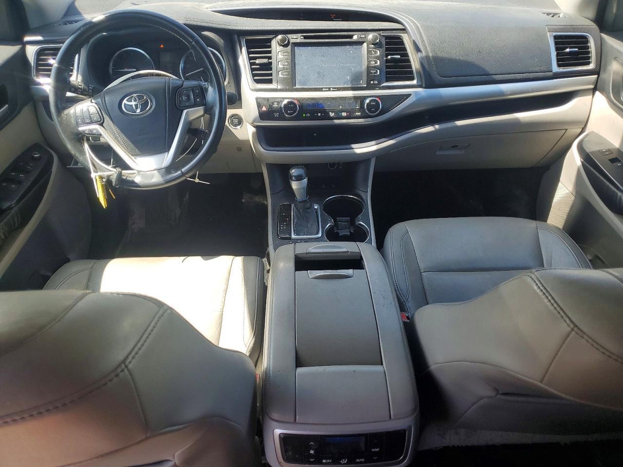 2014 TOYOTA HIGHLANDER — фото 8