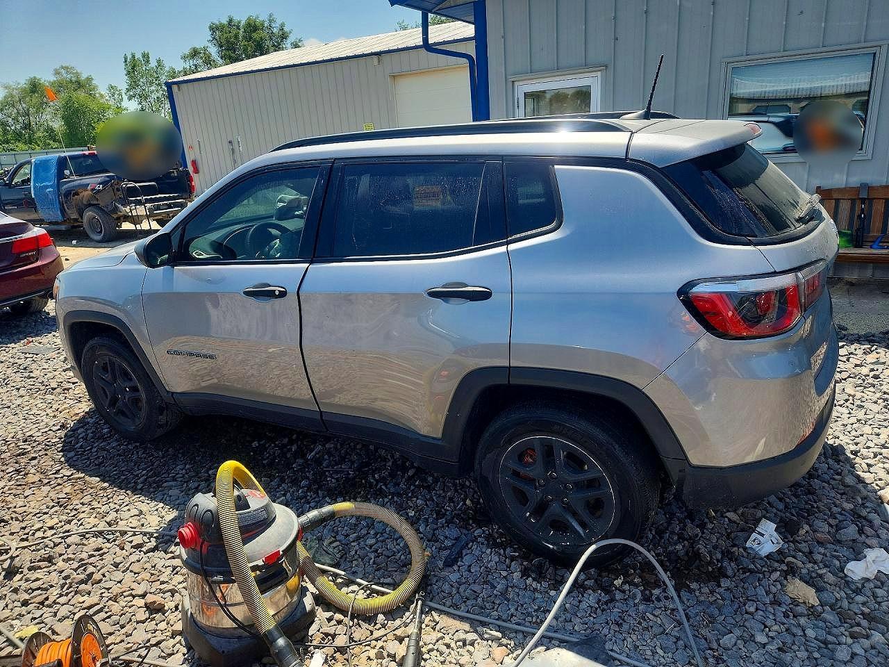 2017 JEEP COMPASS — фото 2