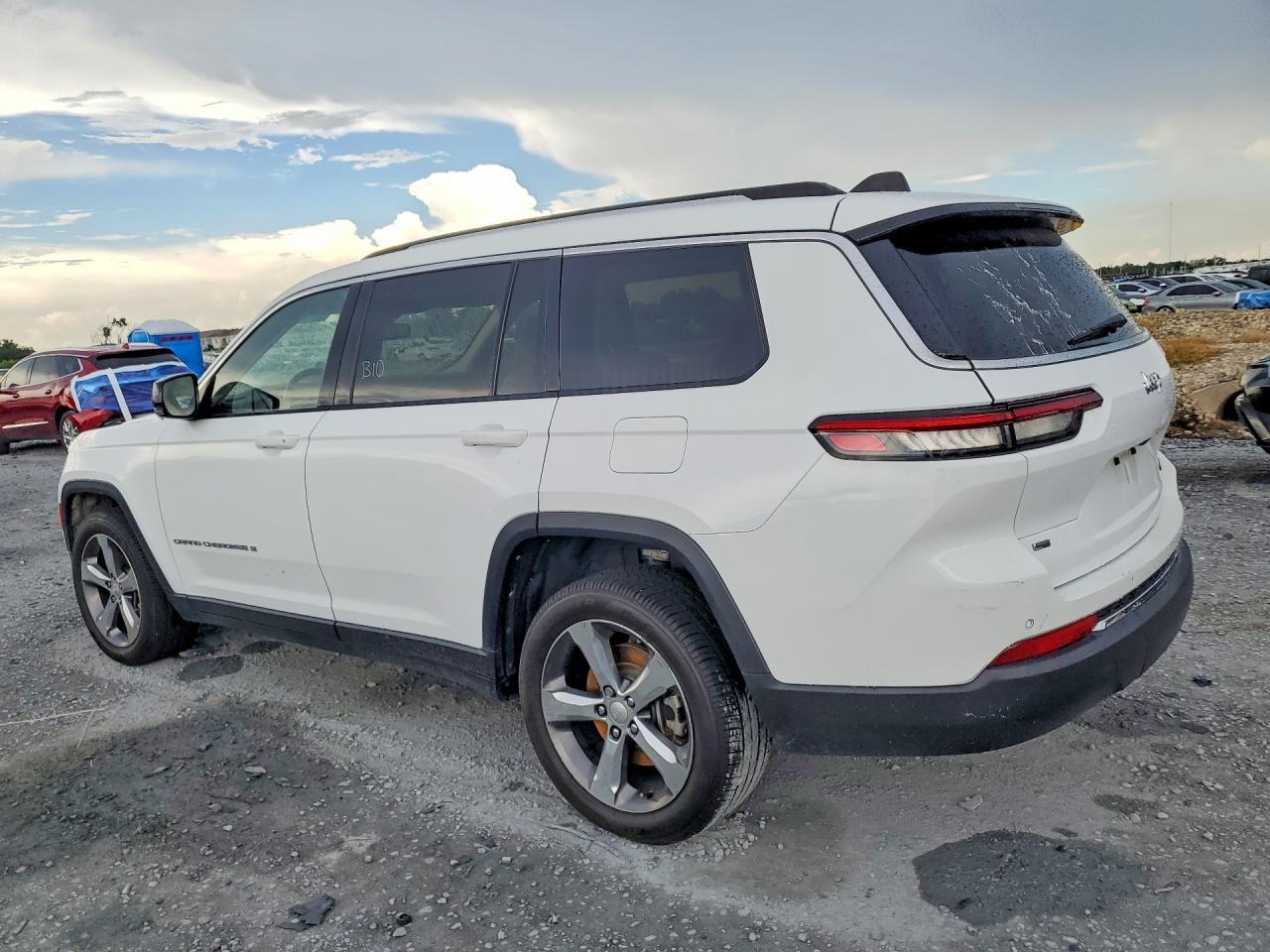 2022 JEEP GRAND CHEROKEE — фото 2