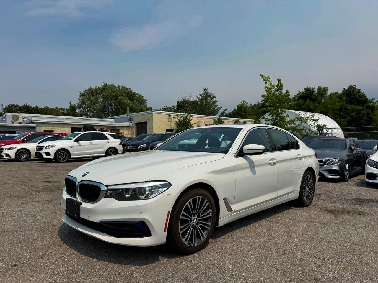 2020 BMW 5 SERIES — фото 2