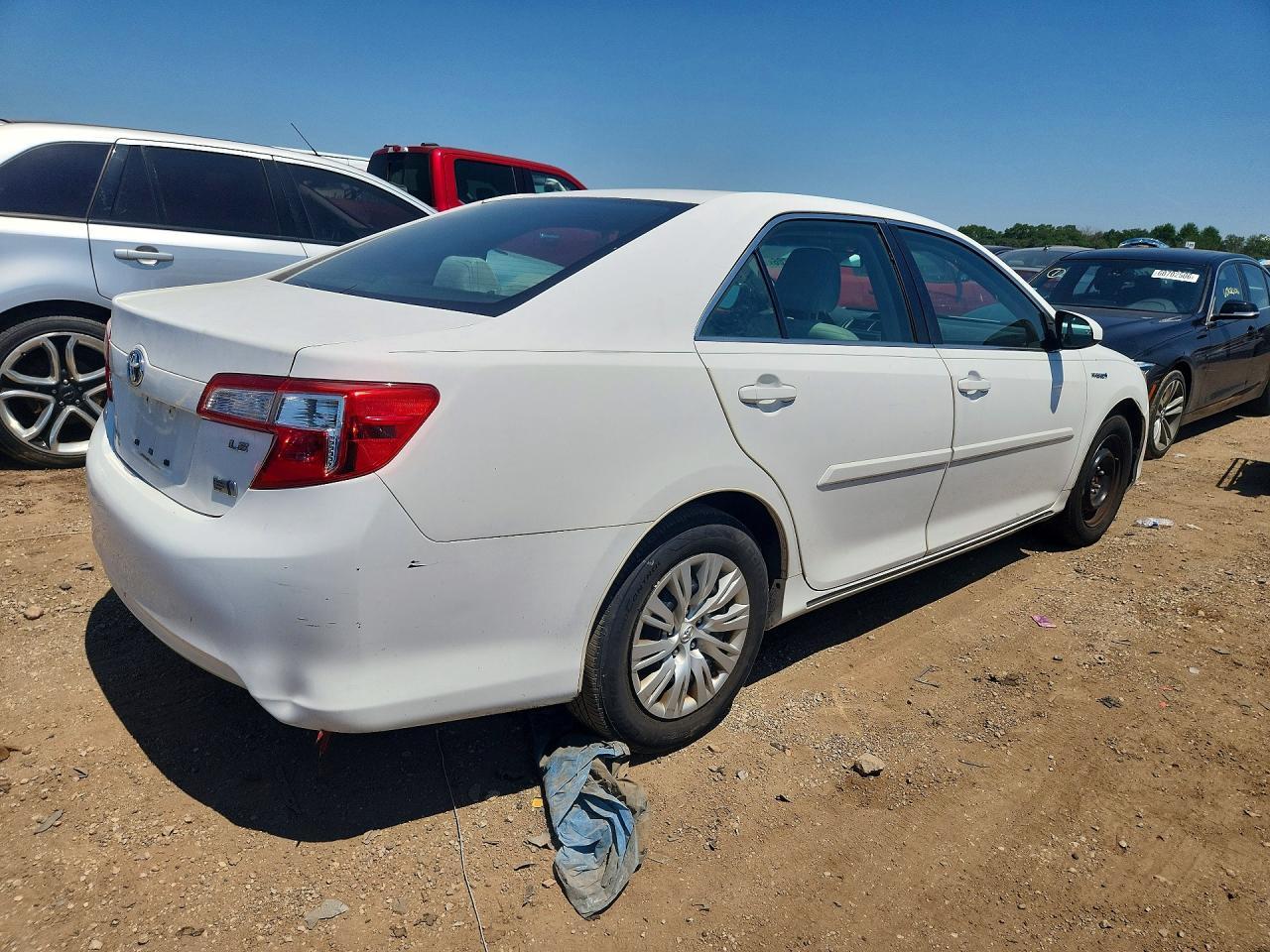 2013 TOYOTA CAMRY HYBRID — фото 3