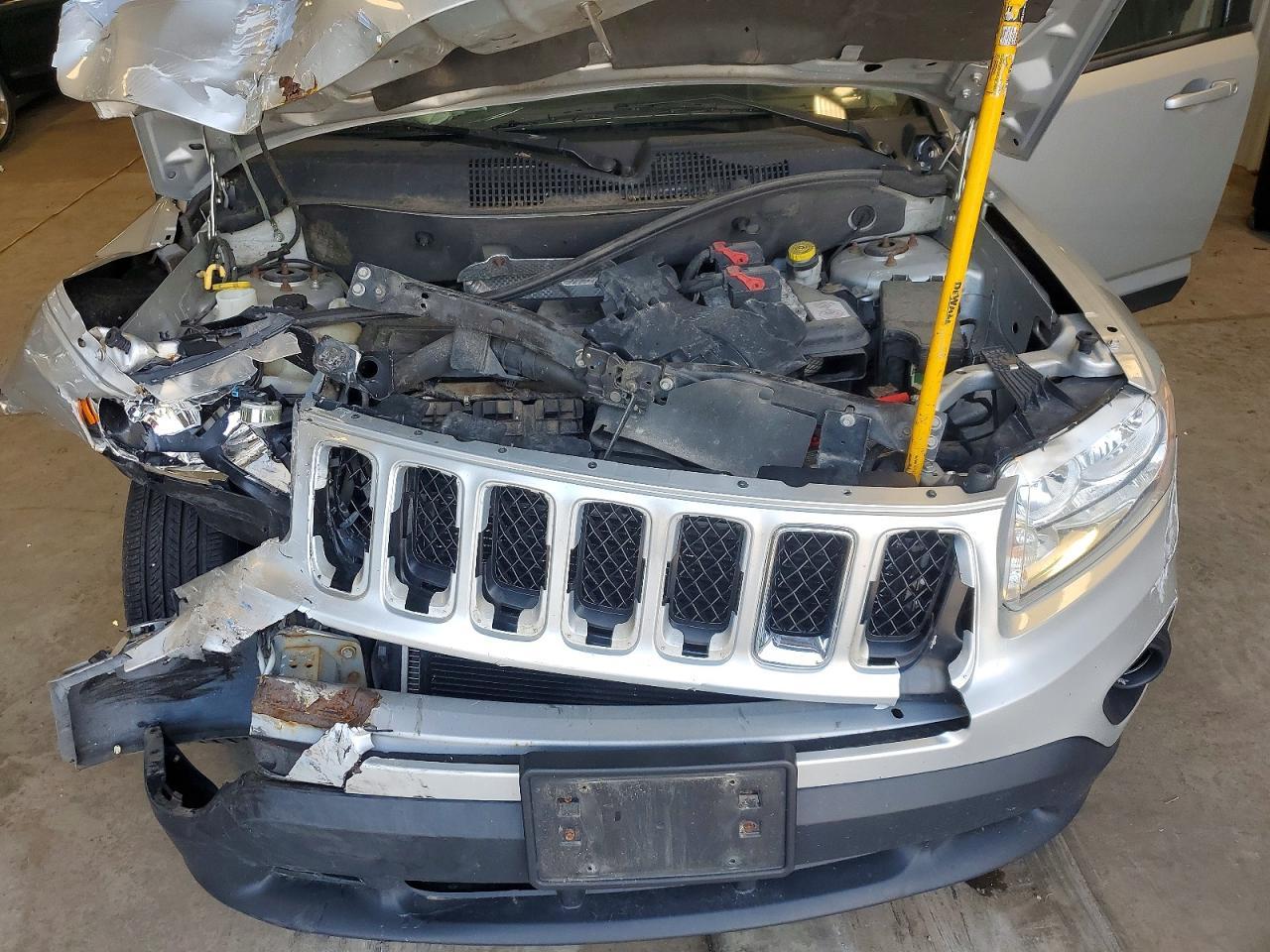 2012 JEEP COMPASS — фото 11