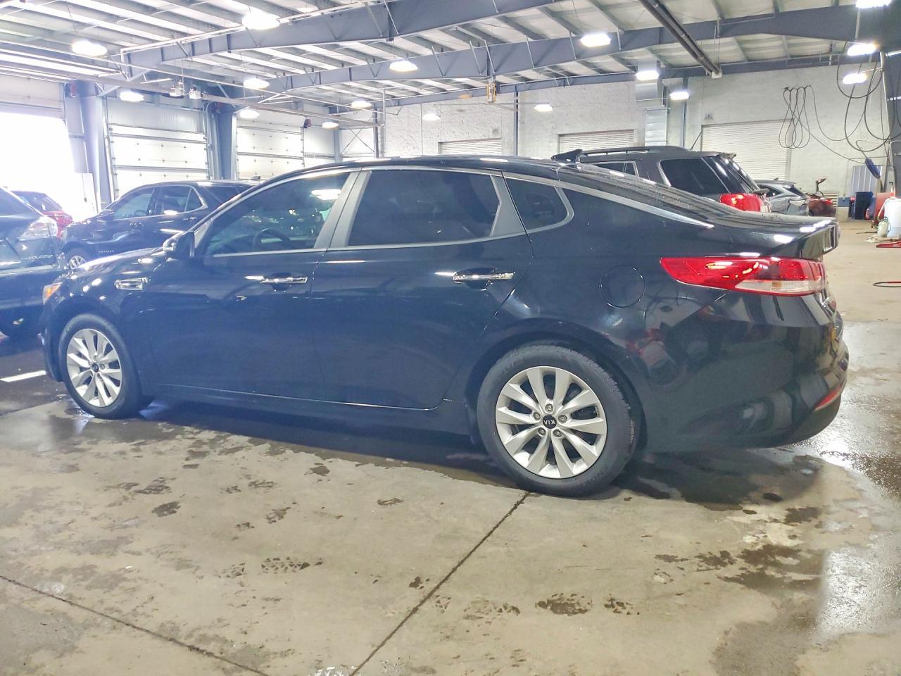 2017 KIA OPTIMA — фото 2