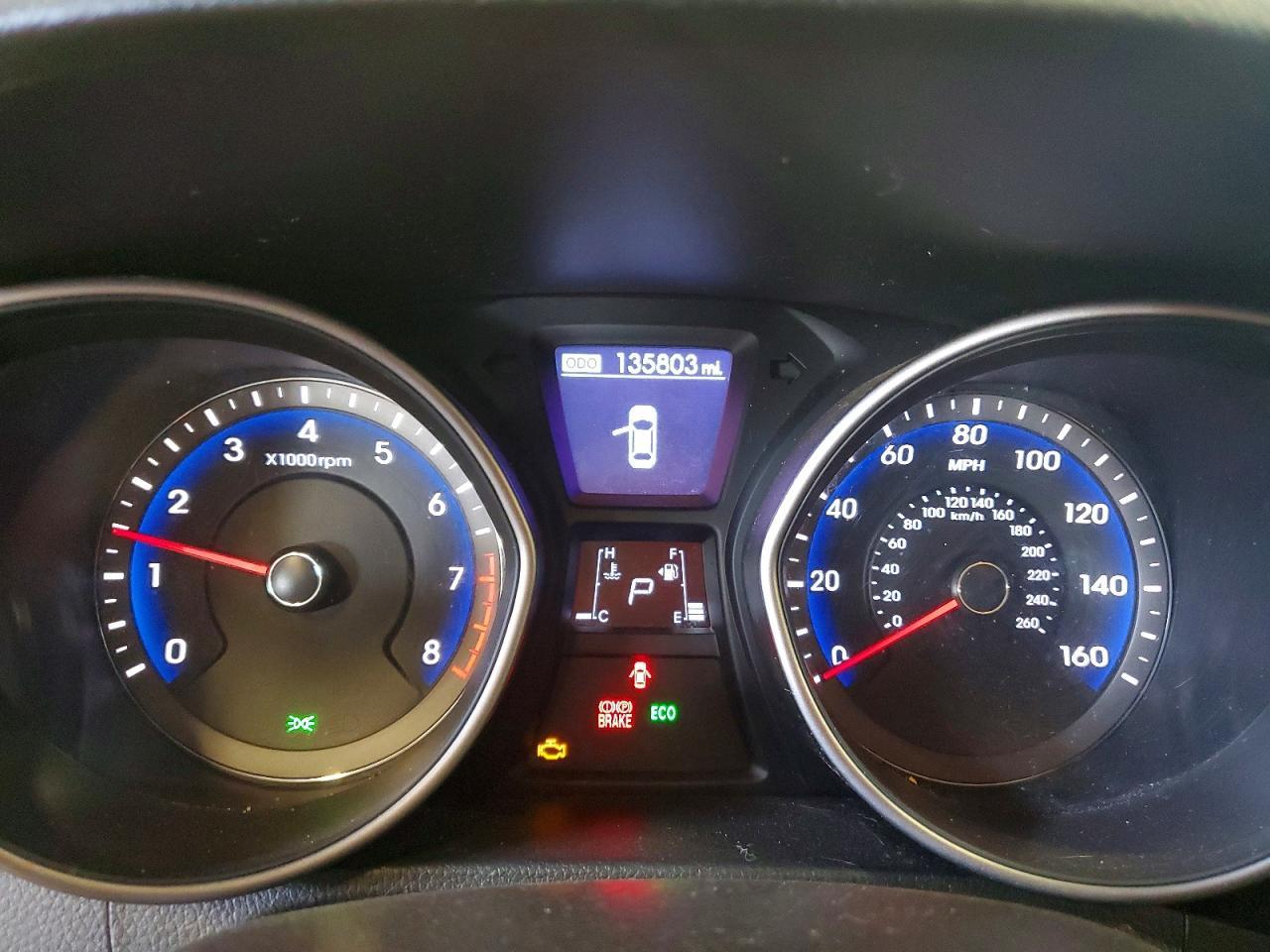 2016 HYUNDAI ELANTRA — фото 9
