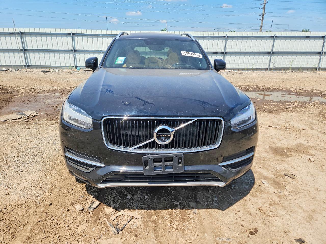 2017 VOLVO XC90 — фото 5