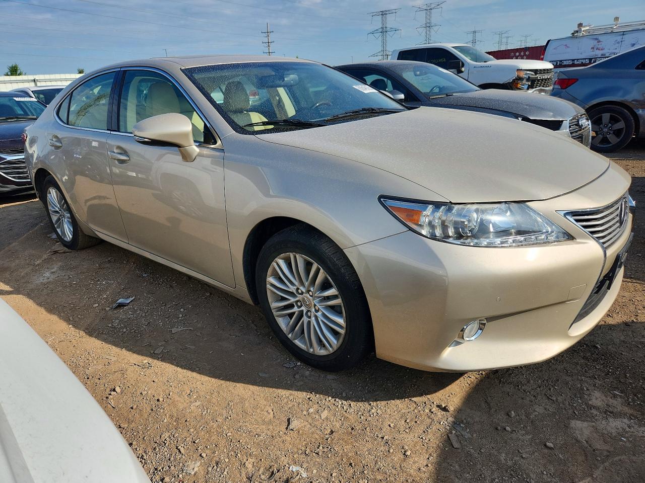 2013 LEXUS ES 350 — фото 4