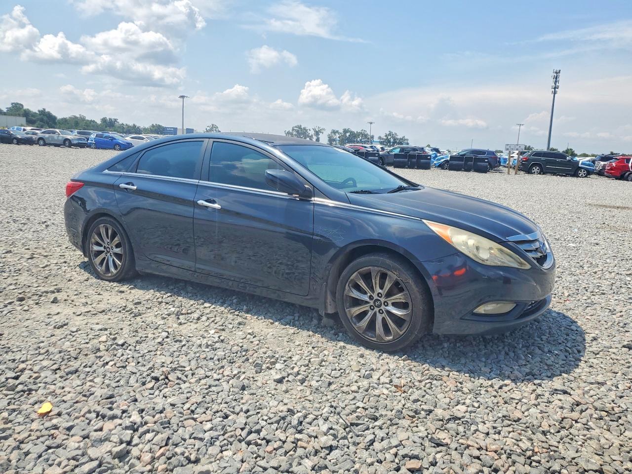 2011 HYUNDAI SONATA — фото 4