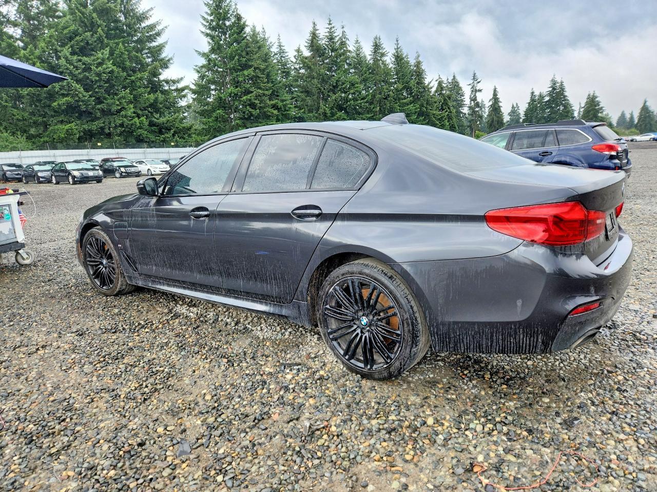2020 BMW 5 SERIES — фото 2
