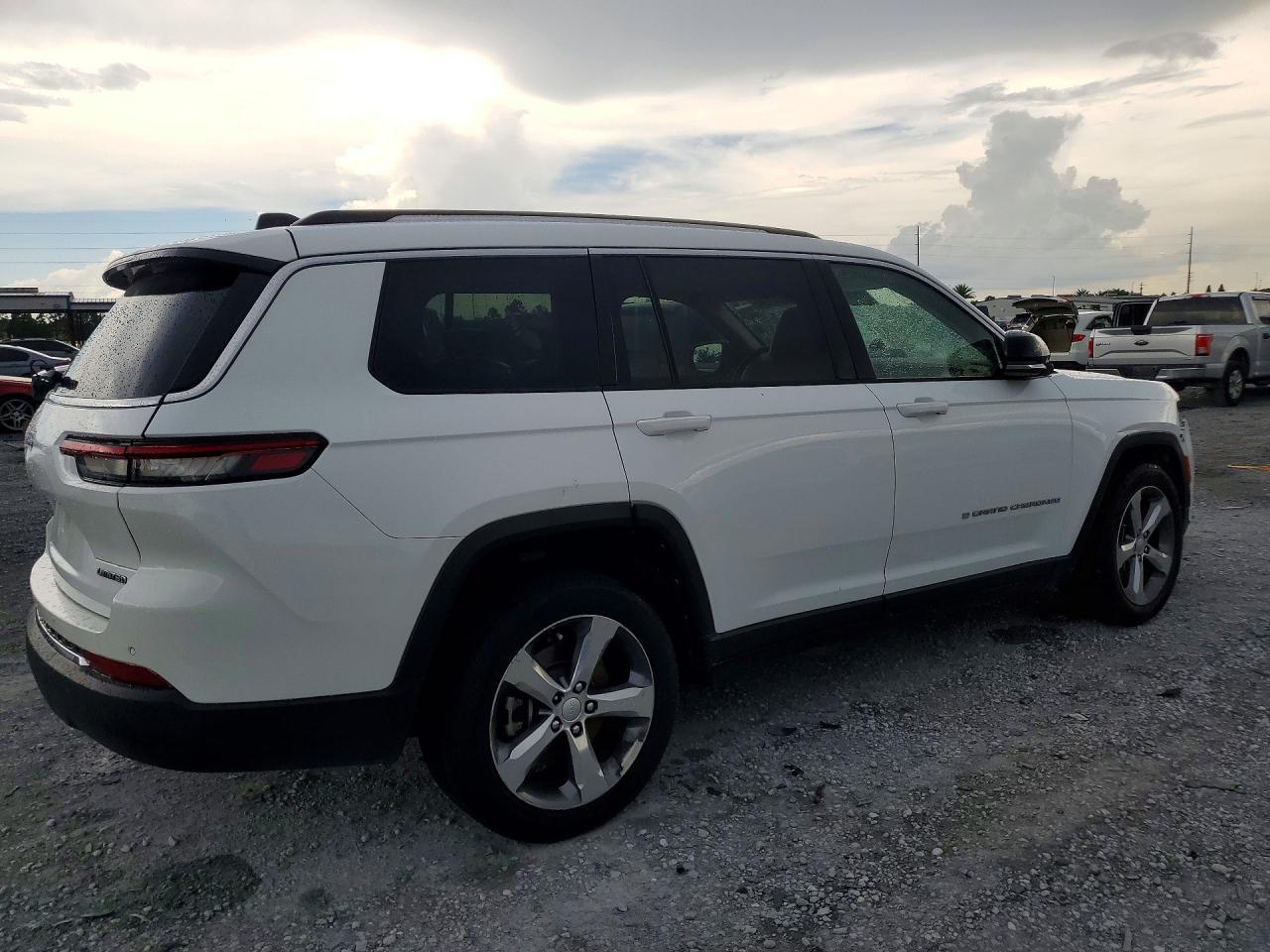 2022 JEEP GRAND CHEROKEE — фото 3