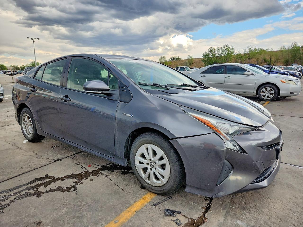 2017 TOYOTA PRIUS — фото 4