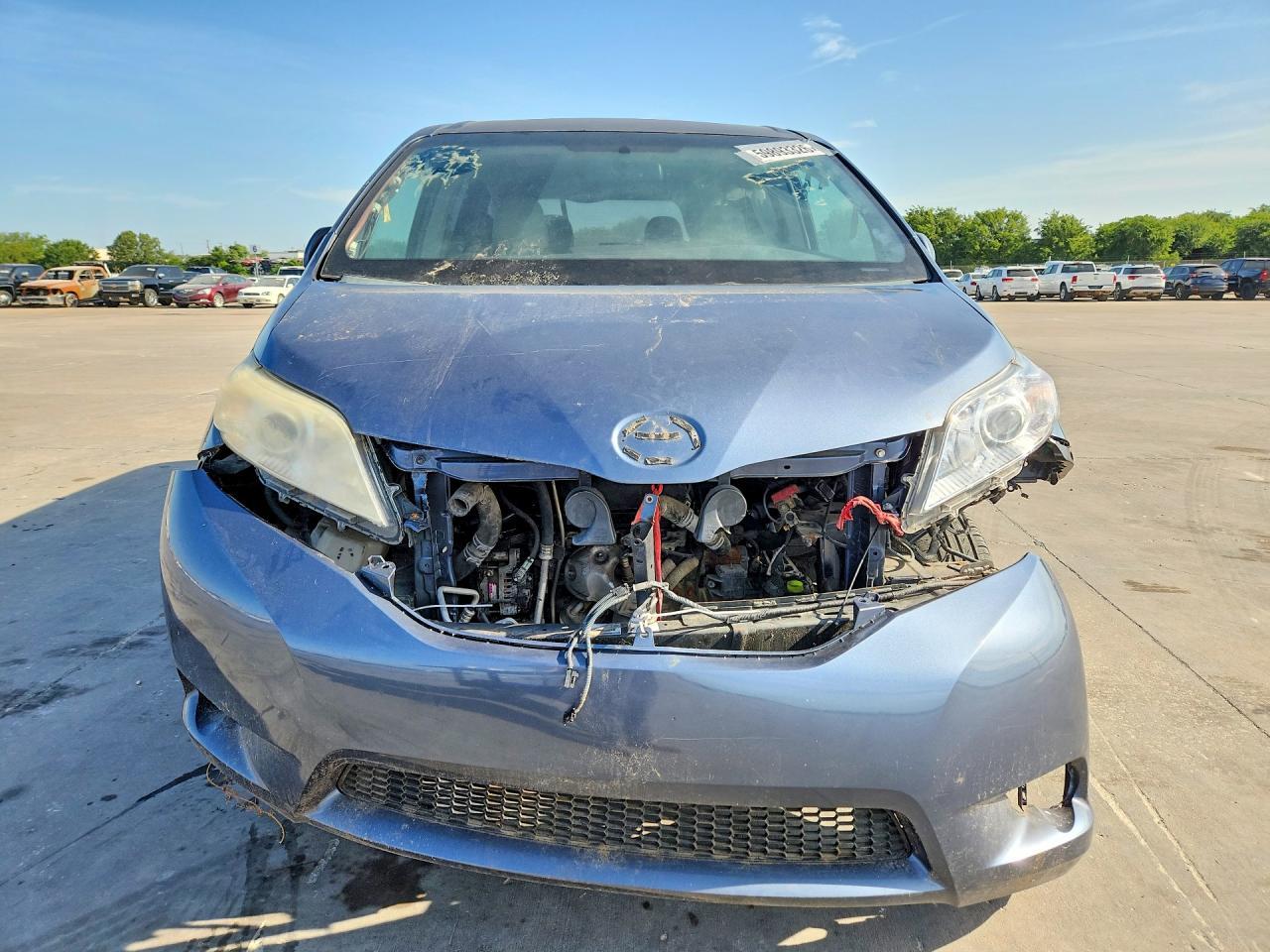 2017 TOYOTA SIENNA — фото 5