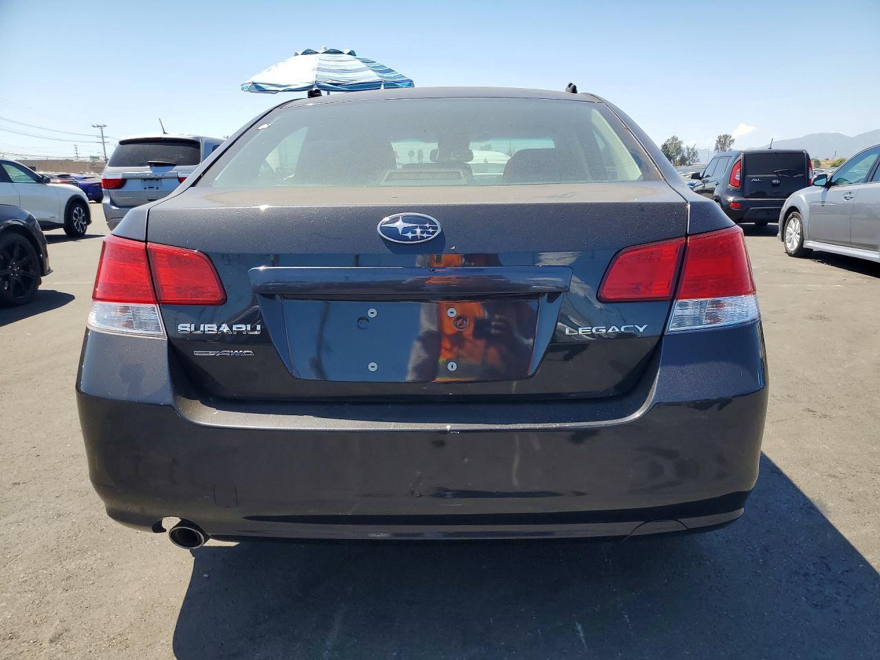 2013 SUBARU LEGACY — фото 6