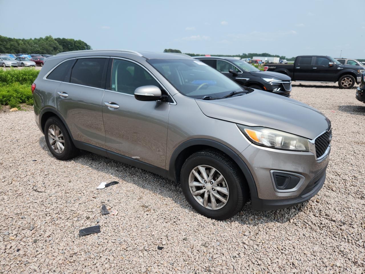 2016 KIA SORENTO — фото 4
