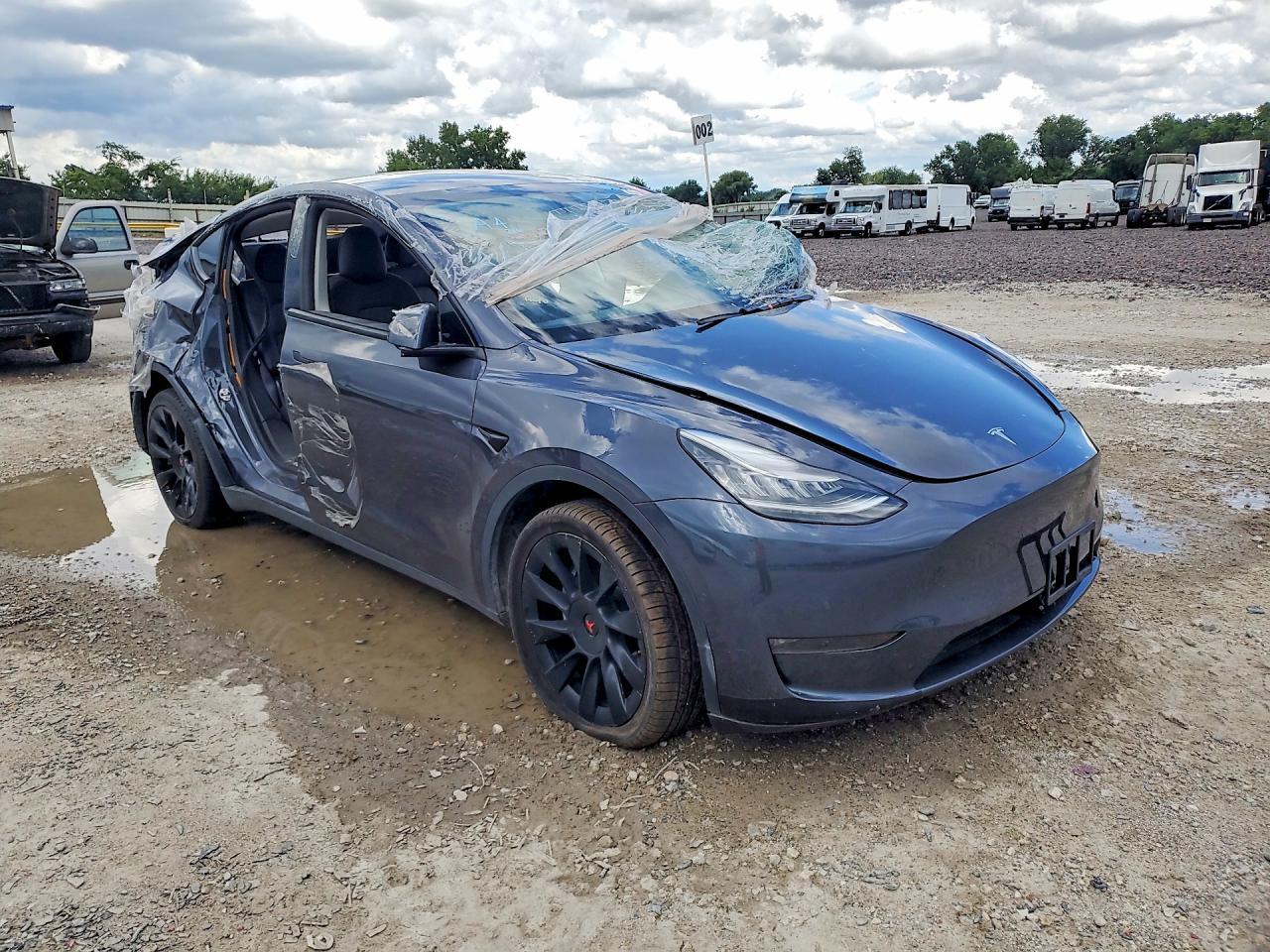 2021 TESLA MODEL Y — фото 4
