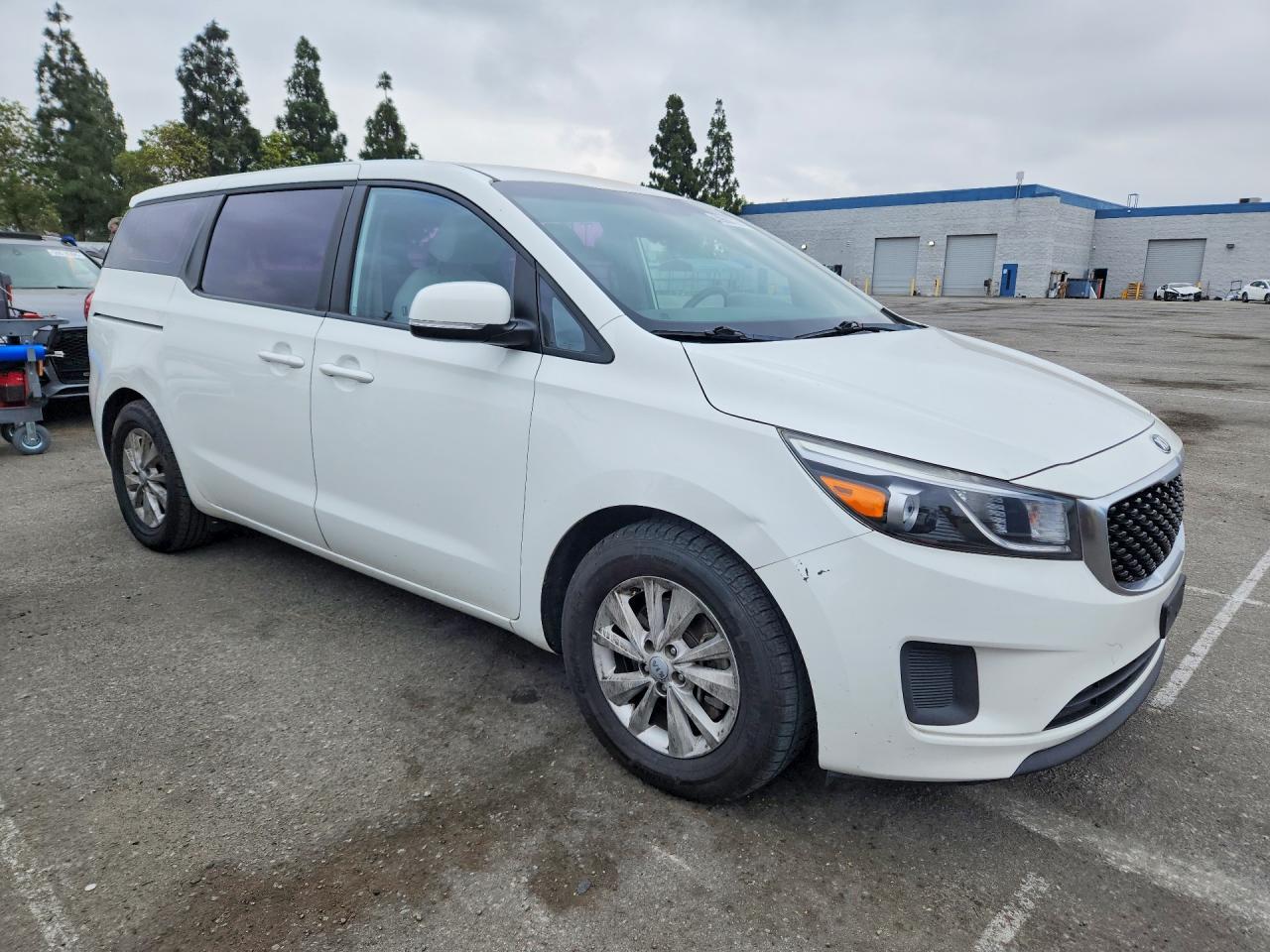 2016 KIA SEDONA — фото 4