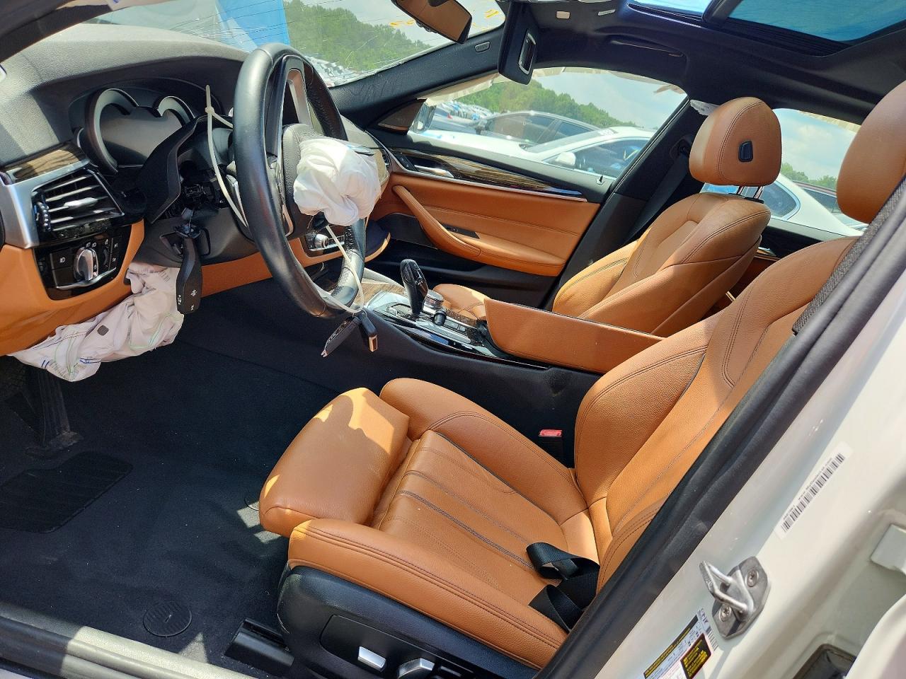 2018 BMW 5 SERIES — фото 7