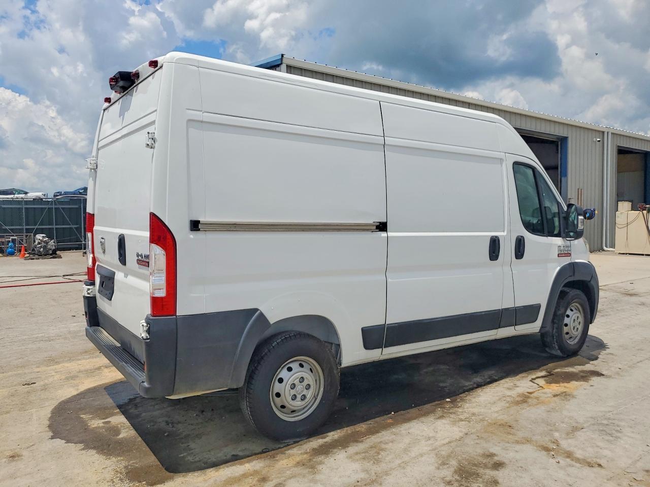 2020 RAM PROMASTER 1500 — фото 3