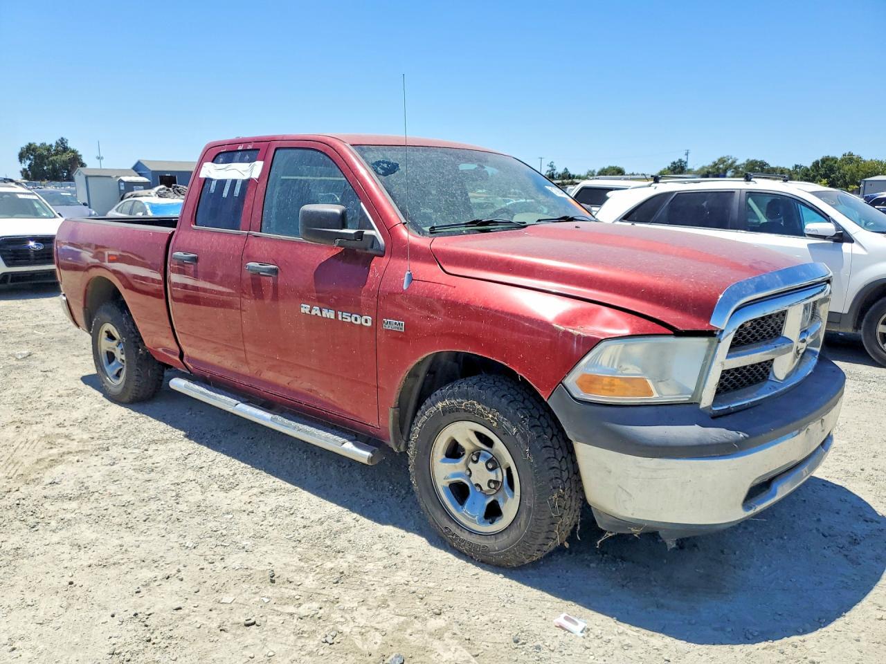 2011 DODGE RAM 1500 — фото 4