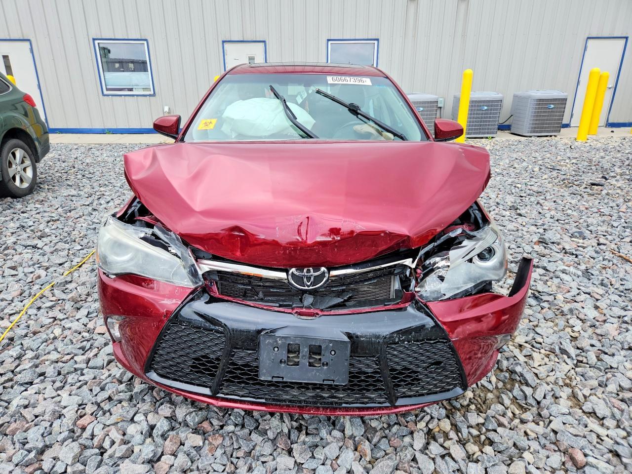 2017 TOYOTA CAMRY — фото 5