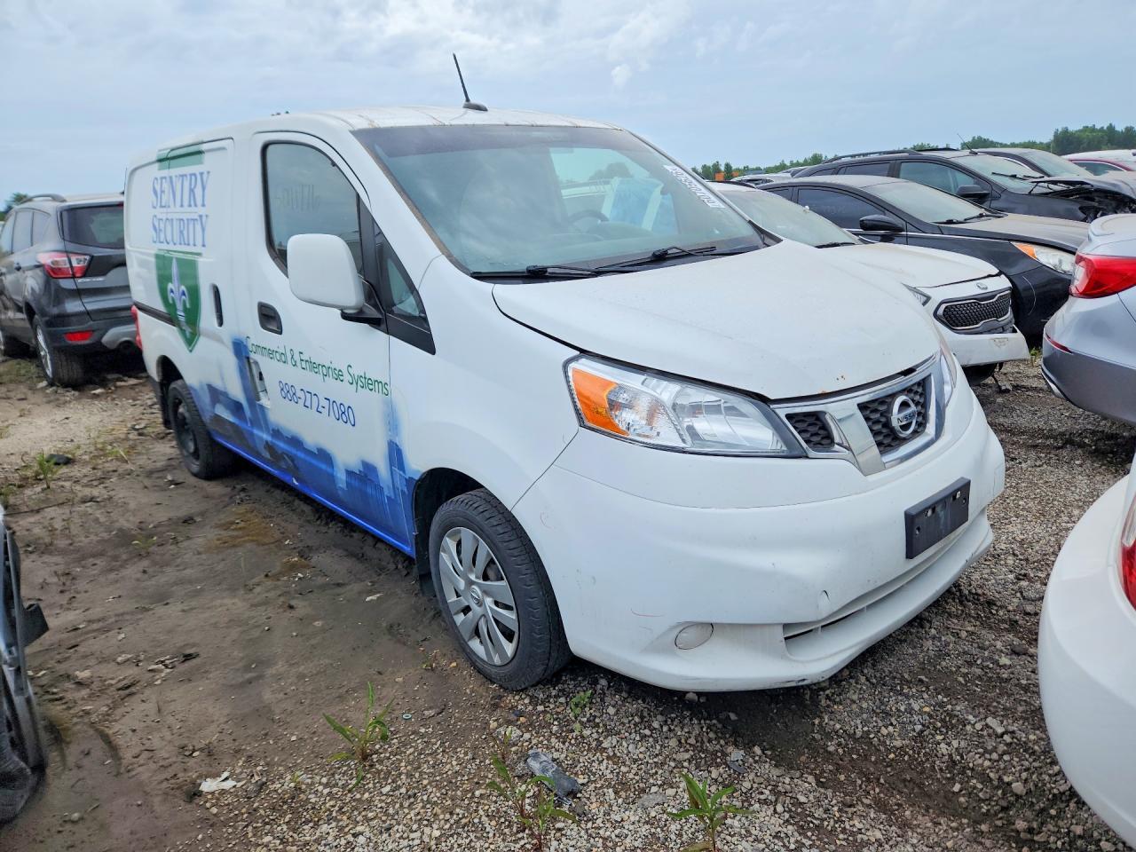 2015 NISSAN NV200 — фото 4