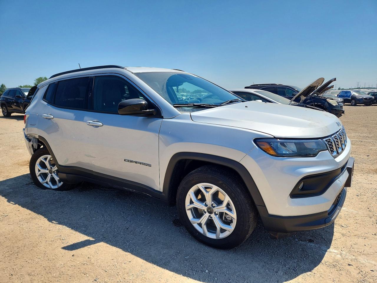 2025 JEEP COMPASS — фото 4