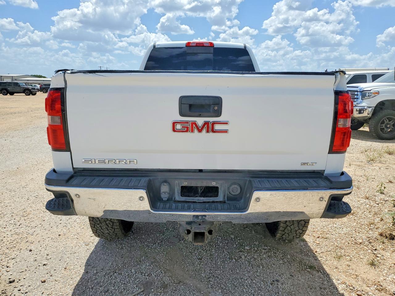 2015 GMC SIERRA 2500HD — фото 6