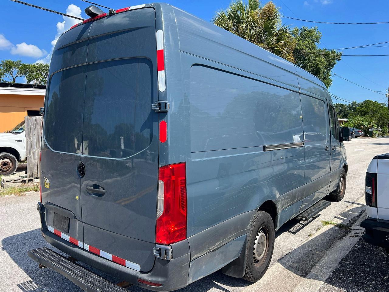 2019 MERCEDES-BENZ SPRINTER — фото 4