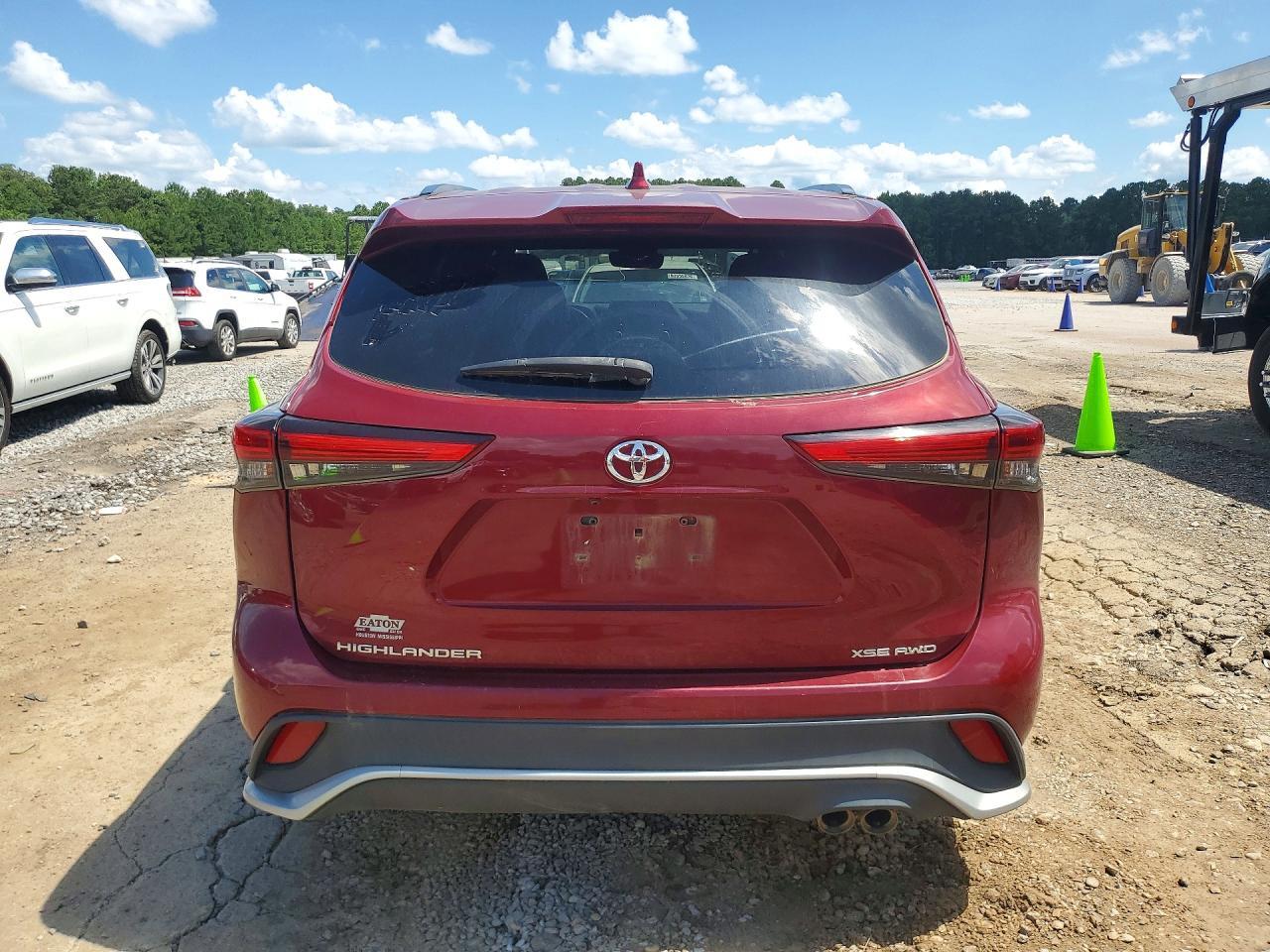 2021 TOYOTA HIGHLANDER — фото 6