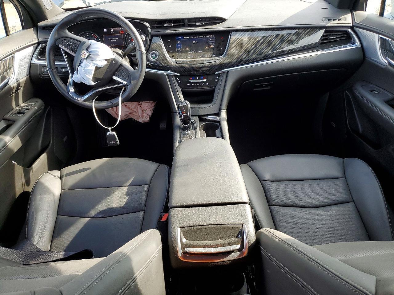 2024 CADILLAC XT6 — фото 8