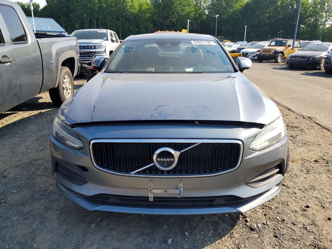 2018 VOLVO S90 — фото 5