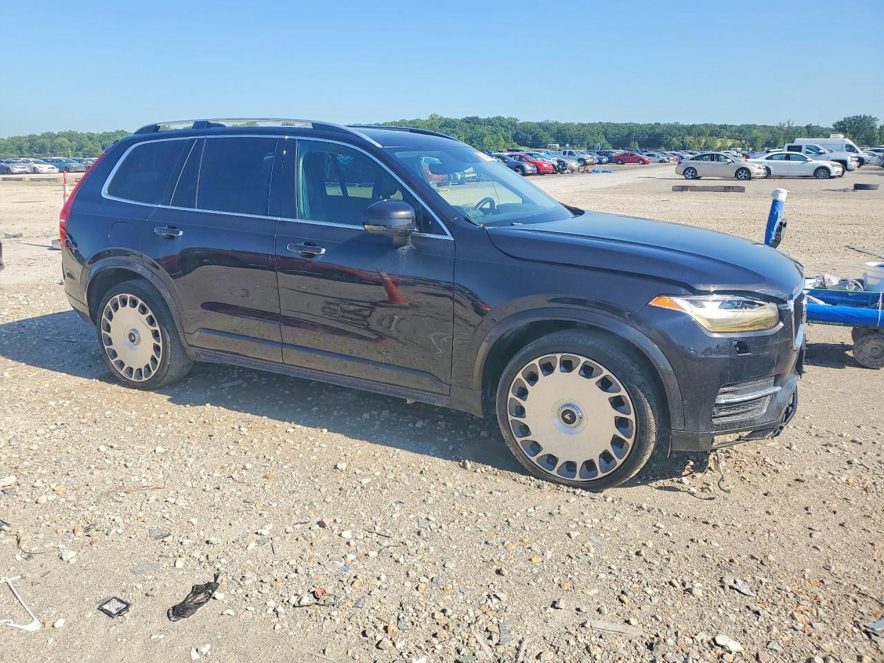 2016 VOLVO XC90 — фото 4