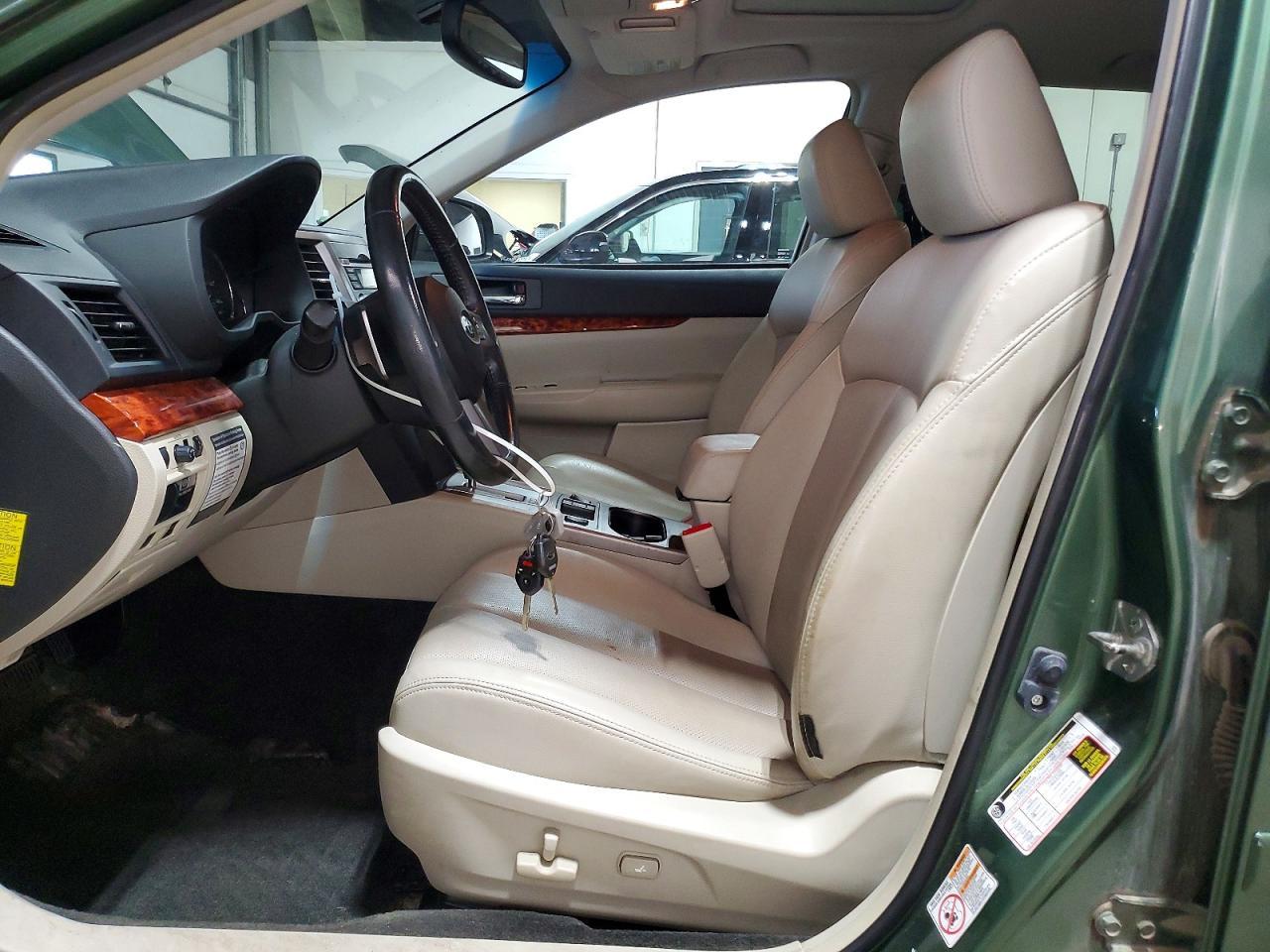 2011 SUBARU OUTBACK — фото 7
