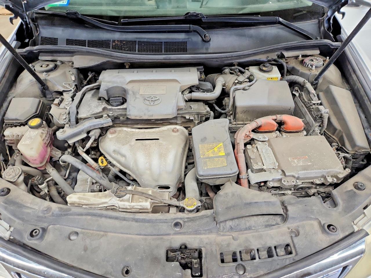 2012 TOYOTA CAMRY HYBRID — фото 11